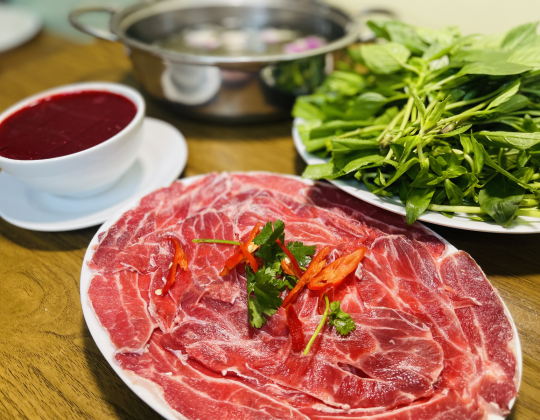 BẮP BÒ NHÚNG HUYẾT BÒ 