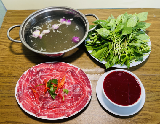 BẮP BÒ NHÚNG HUYẾT BÒ 