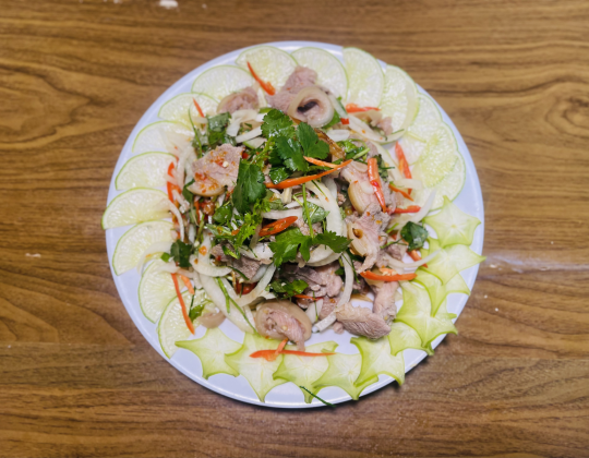 GỎI DÊ TÁI CHANH