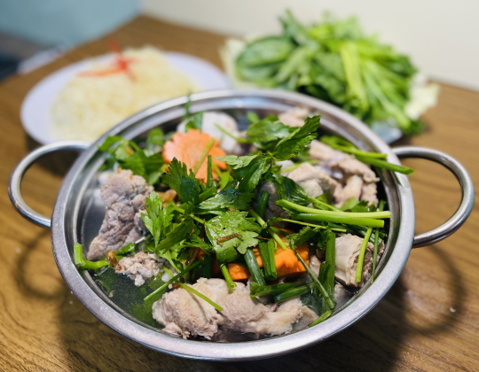 LẨU XÍ QUÁCH