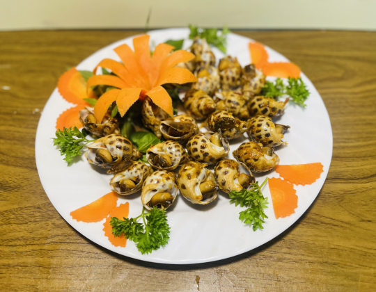 ỐC HƯƠNG NƯỚNG MỌI